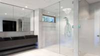 Frameless Shower Screen